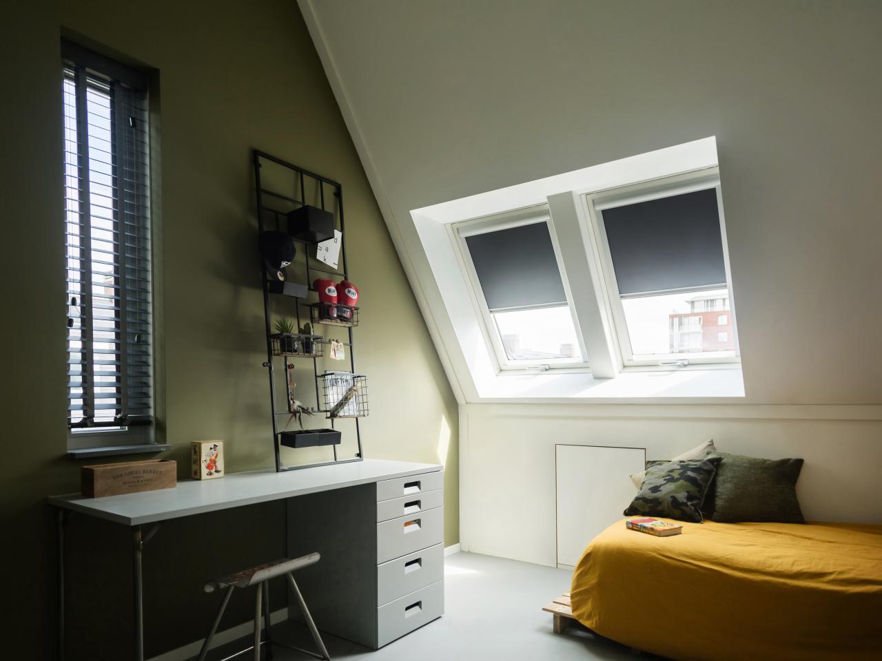 Zolder slaapkamer dakkapel verbouwen dakraam Beurs Eigen Huis