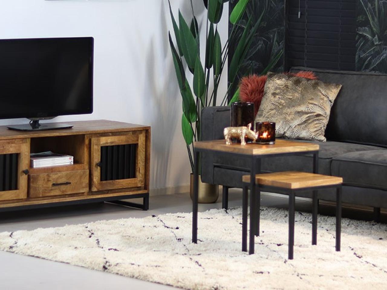 Mangohout interieur inspiratie REALISEERJEDROOMHUIS