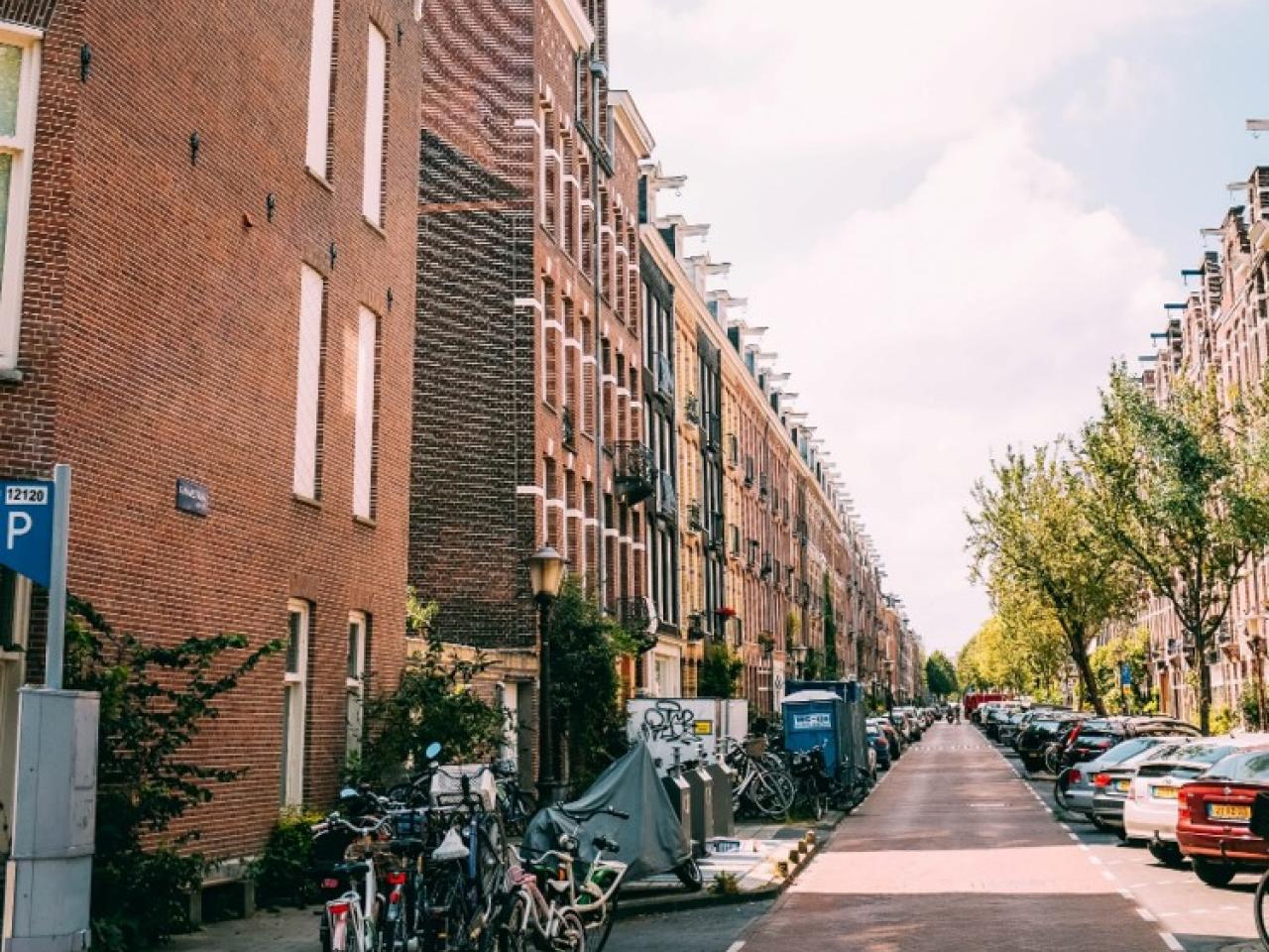 Makelaar Amsterdam REALISEER JE DROOMHUIS