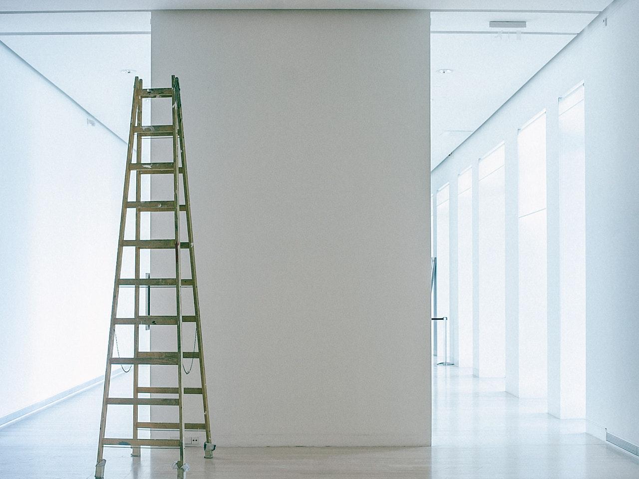 Werktrap plafond schilderen REALISEER JE DROOMHUIS