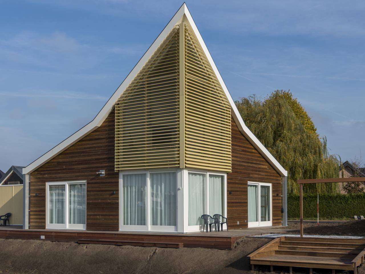 louvers villa beurs eigen huis