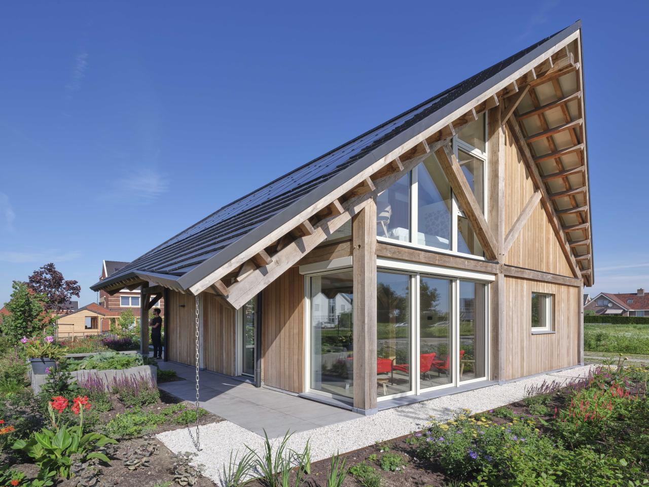 BLOG Entree NOESK VJ26 - Karakter in huis met houten gebinten