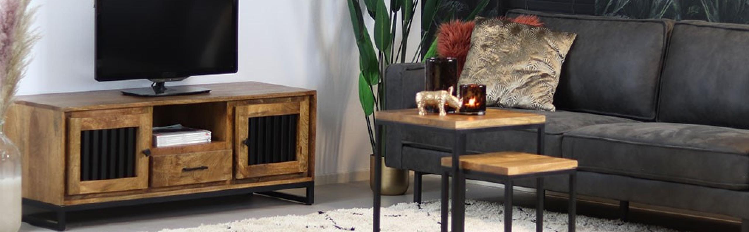 Mangohout interieur inspiratie REALISEERJEDROOMHUIS