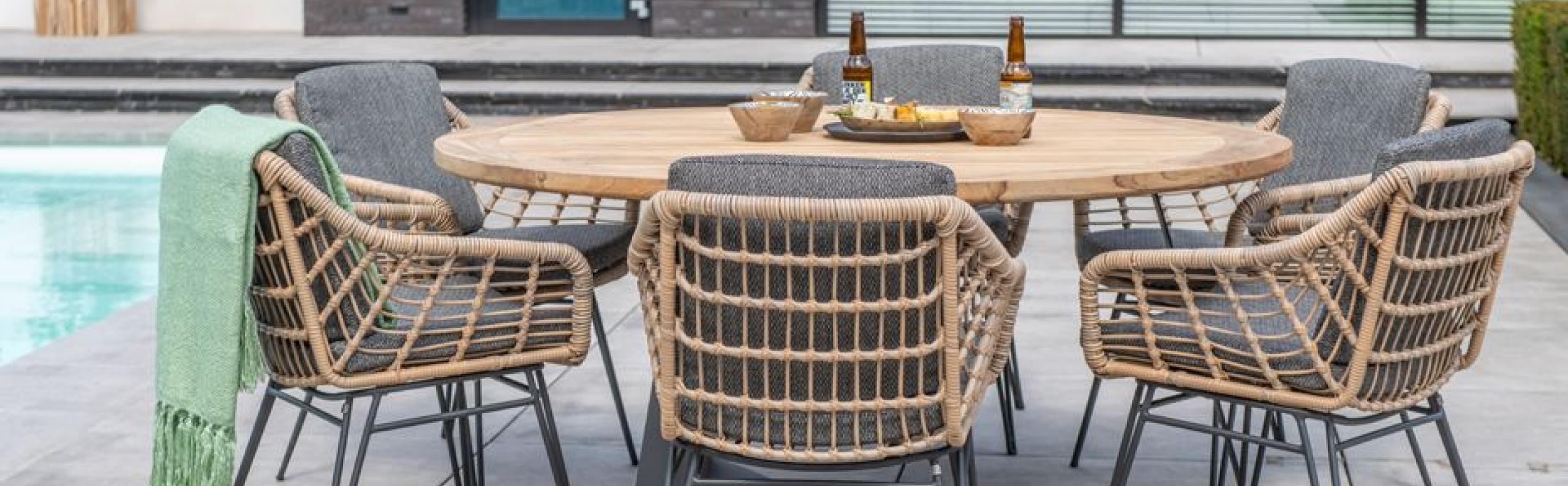 Tuin meubelen tuinset inspiratie tips REALISEER JE DROOMHUIS