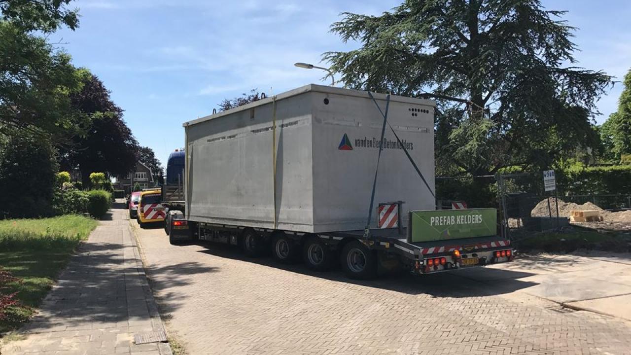 Beurs Eigen Huis Van den Berg Betonkelders prefab kelders wijnkelder