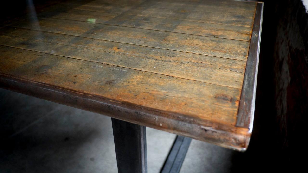 Beurs Eigen Huis DOKX tafels interieur maatwerk