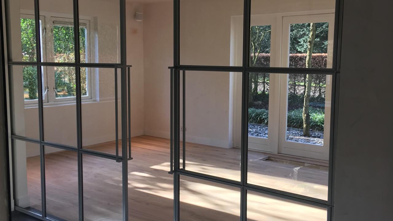 Beurs Eigen Huis Gerritsen metaaltechinek Stalen deuren met glas