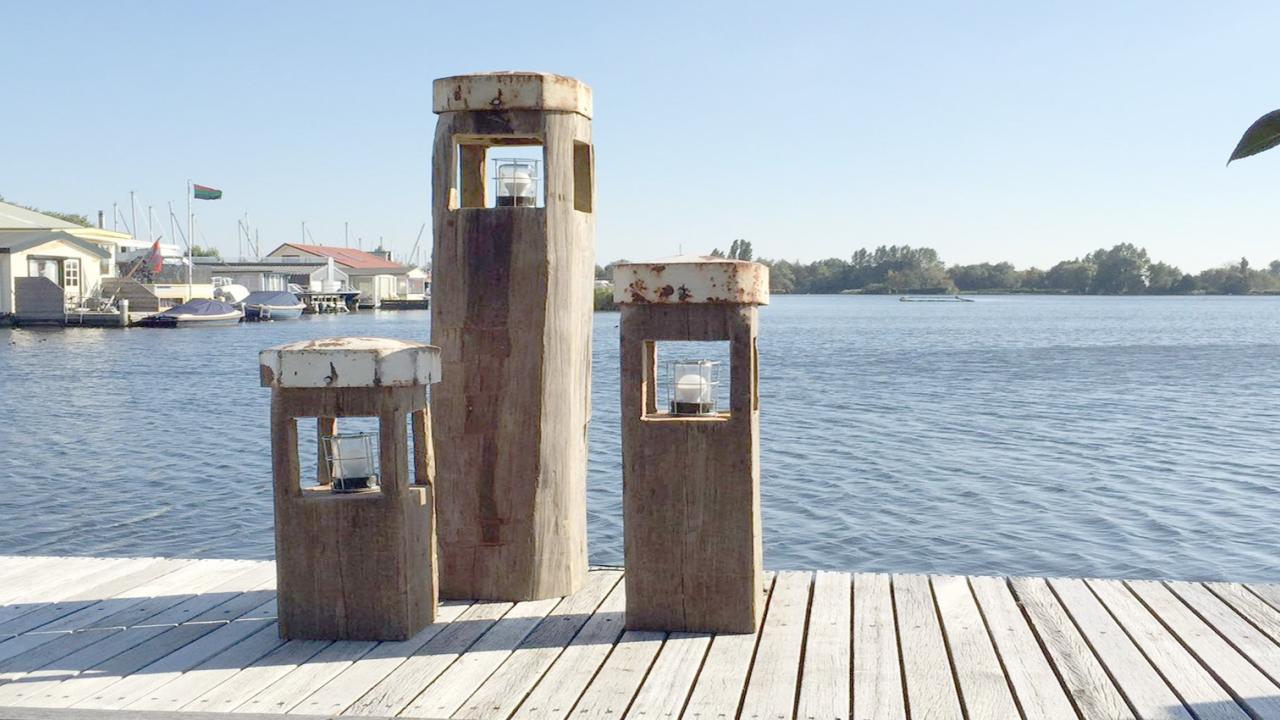 Beurs Eigen Huis De Meerpalen meubels stoer hout interieur