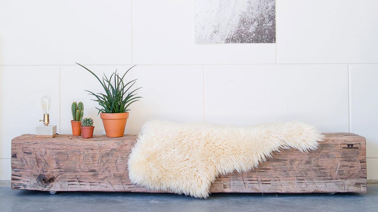 Beurs Eigen Huis De Meerpalen meubels stoer hout interieur