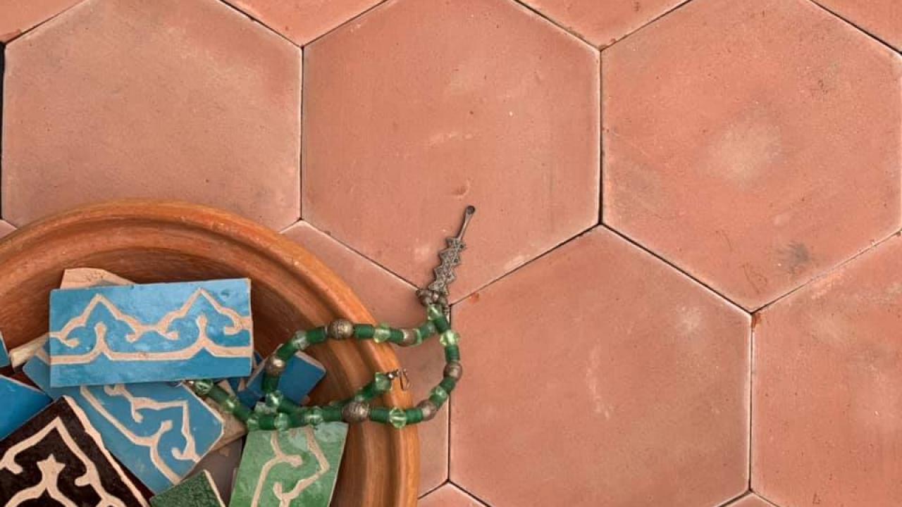 Beurs Eigen Huis De Tegel BV cement portugese wand vloer tegels