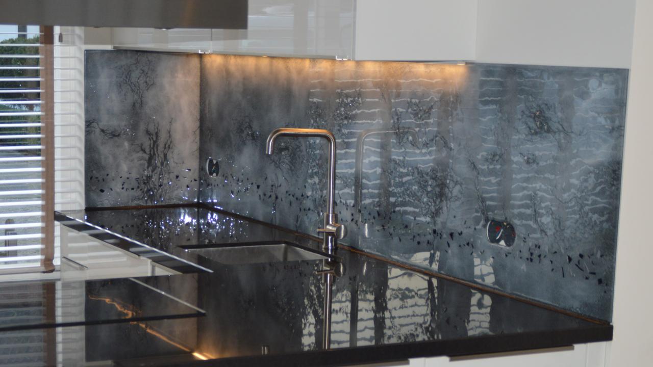 Beurs Eigen Huis Edelglas glas in lood keukenwanden glazen deuren