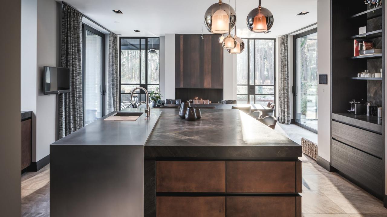 Beurs Eigen Huis Etagon exclusieve lederen vloeren en wanden