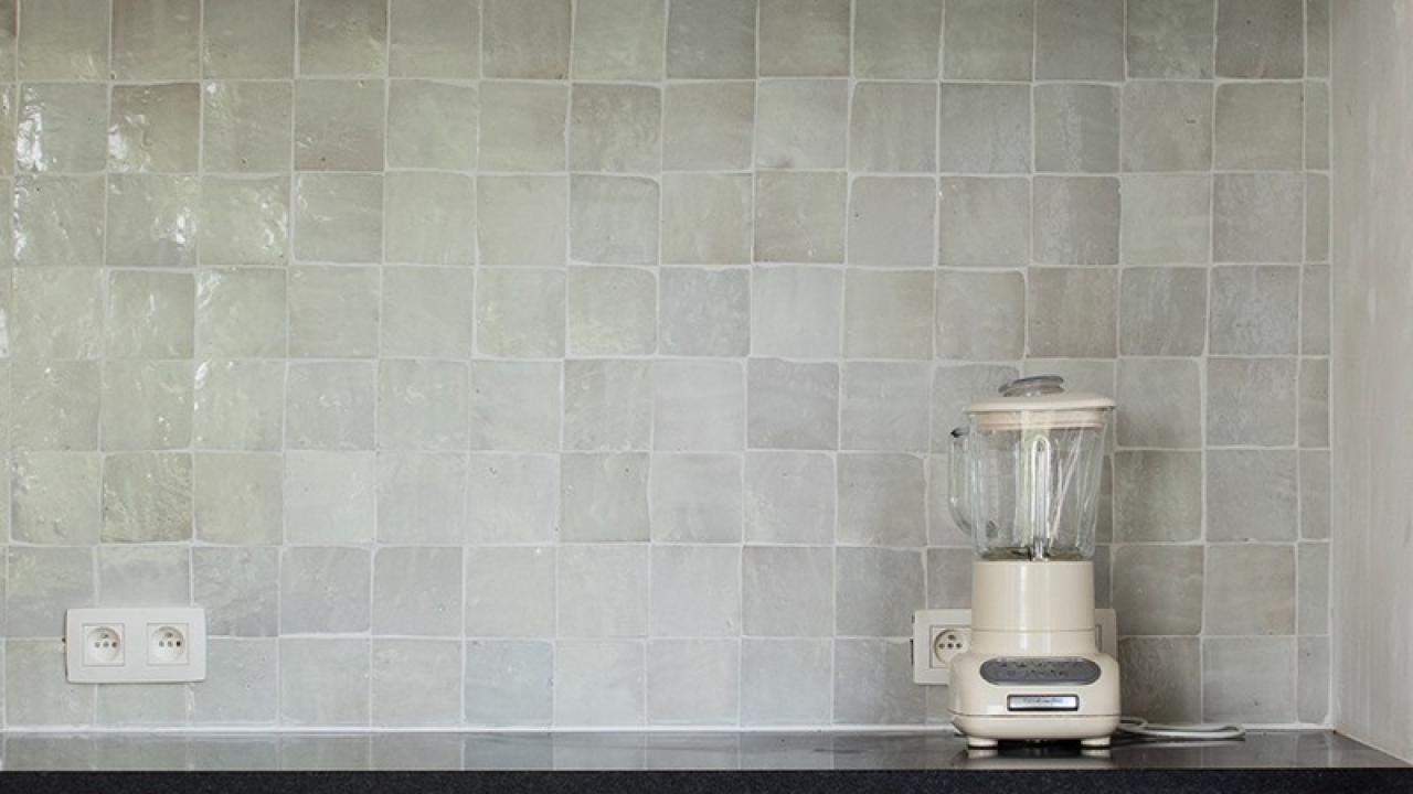 Beurs Eigen Huis Impermo tegels vloer wand natuursteen zelliges