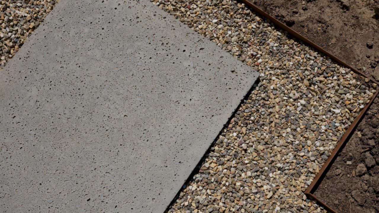 Beurs Eigen Huis Schellevis beton tegels tuin