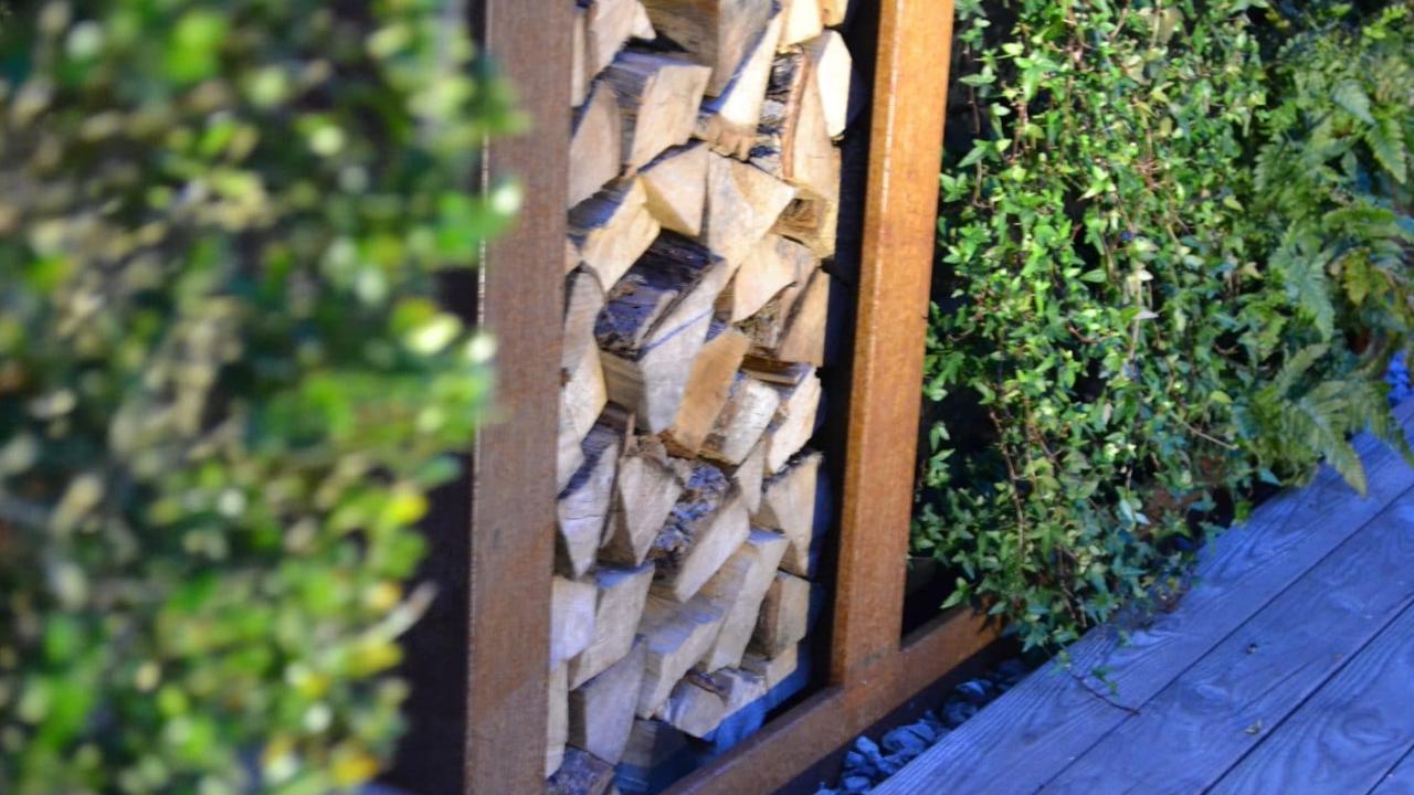 Beurs Eigen Huis Zeno Products staal rvs buitenhaard houtopslag