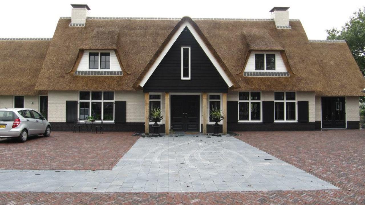 Beurs Eigen Huis - het Steenhuys nieuwbouwwoning met stro