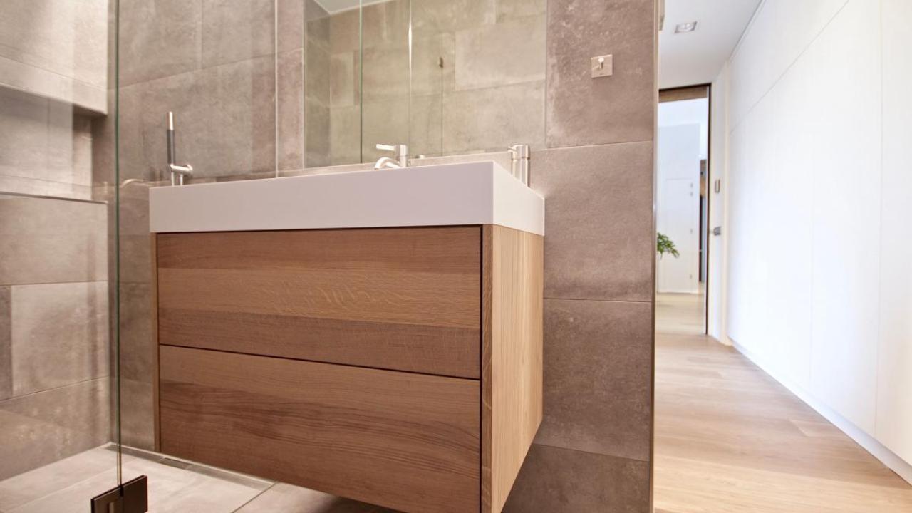 adkamer badkamermeubel inspiratie REALISEER JE DROOMHUIS Beurs Eigen Huis