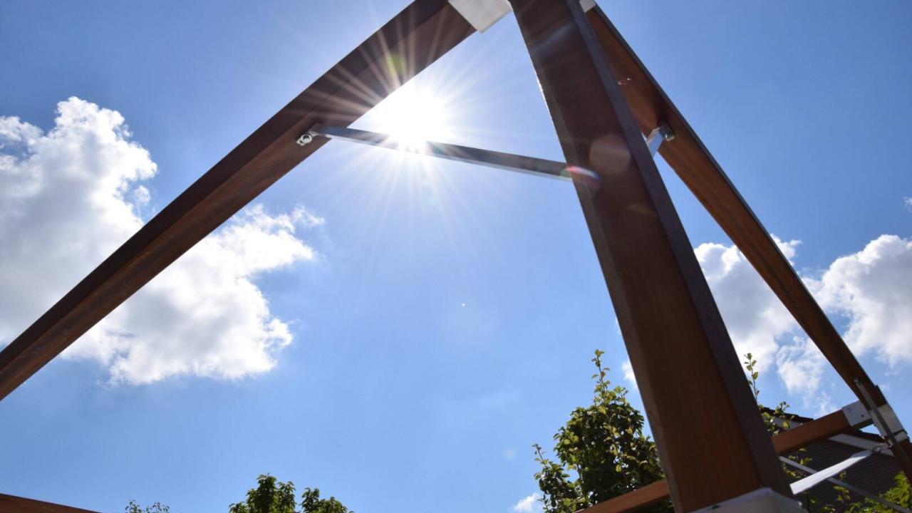 zonnedoek zonnescherm tuin beurs eigen huis