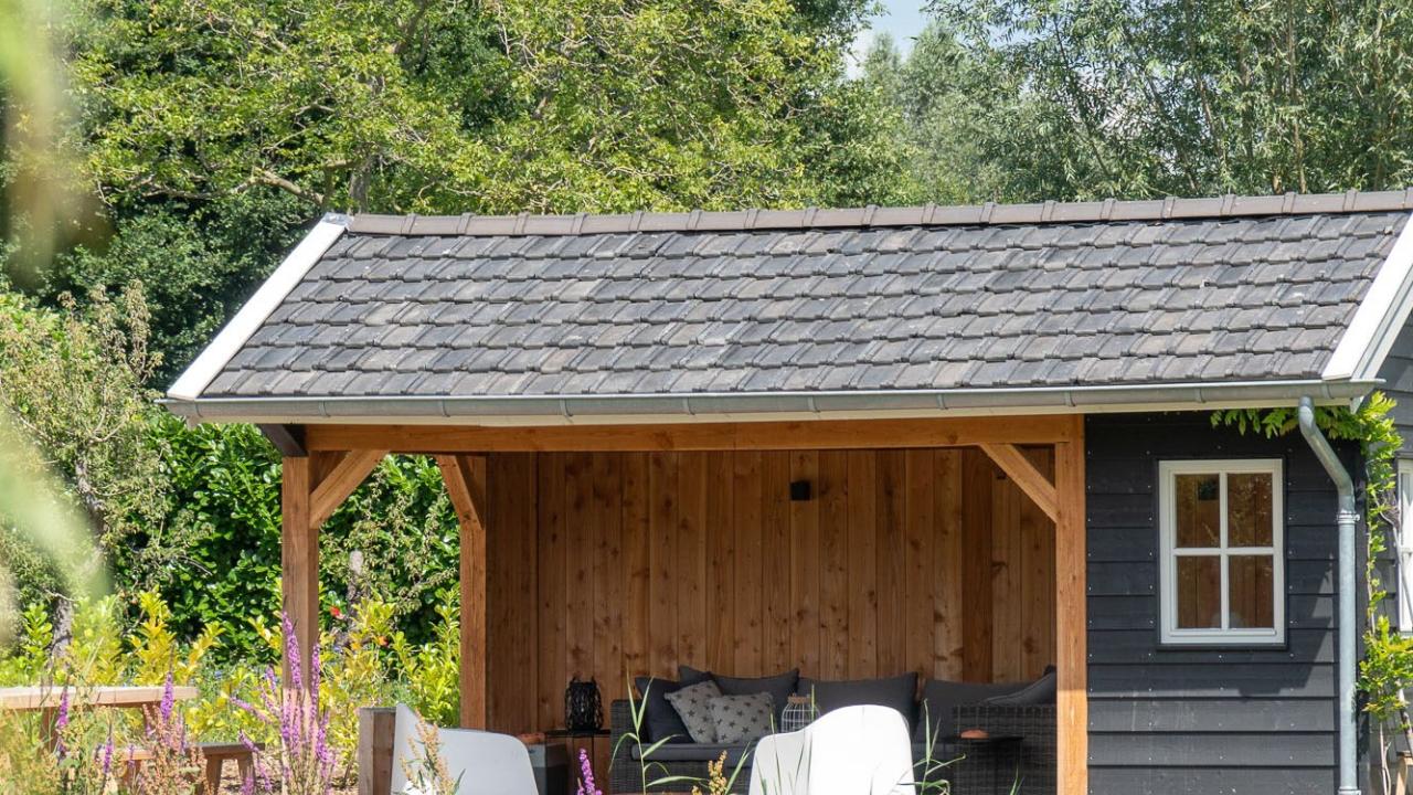 schuur hout beurs eigen huis
