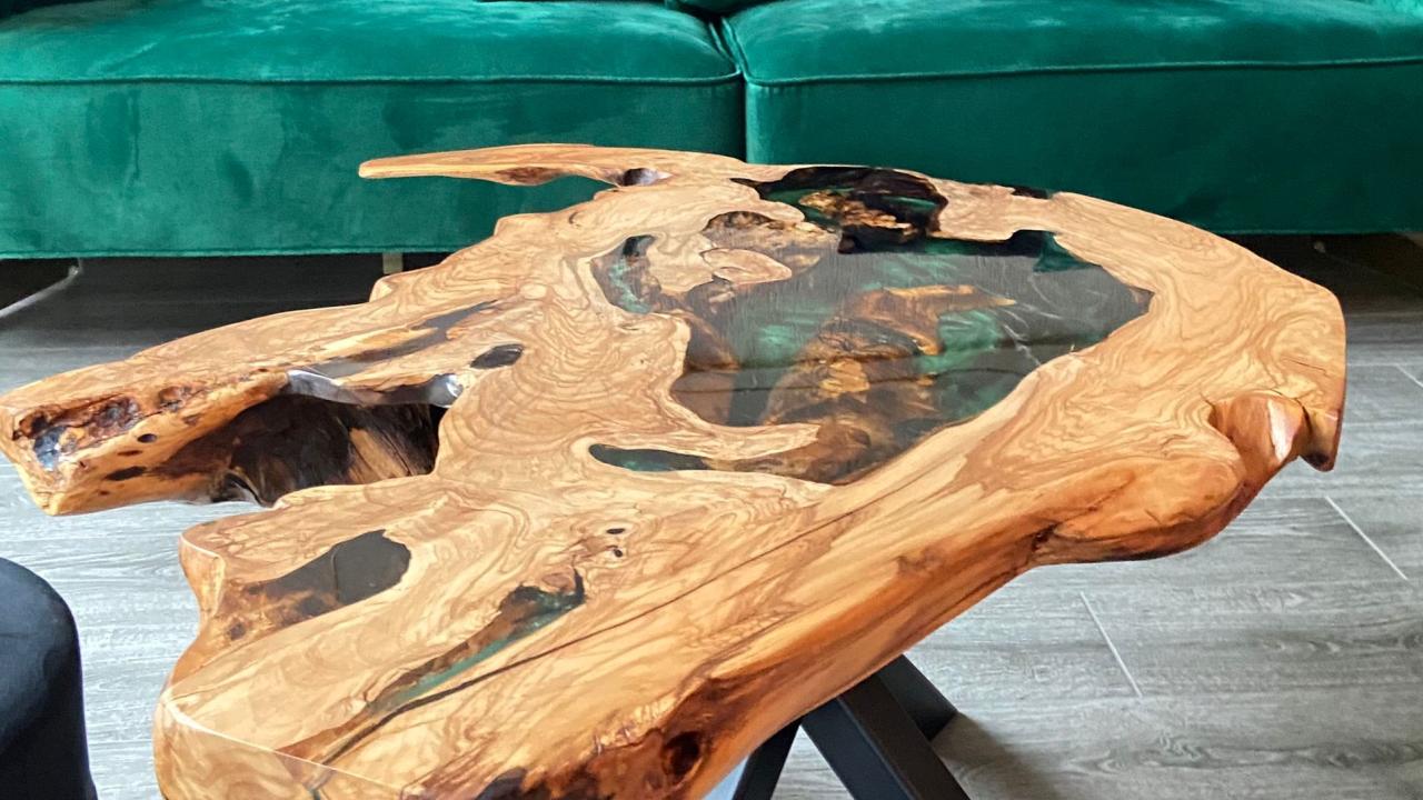 bijzettafel hout epoxy beurs eigen huis