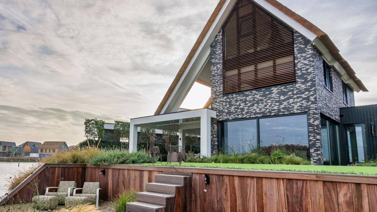louvers beurs eigen huis