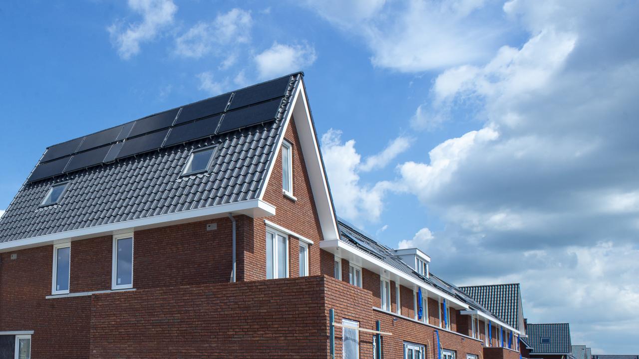 zonnepanelen dak beurs eigen huis