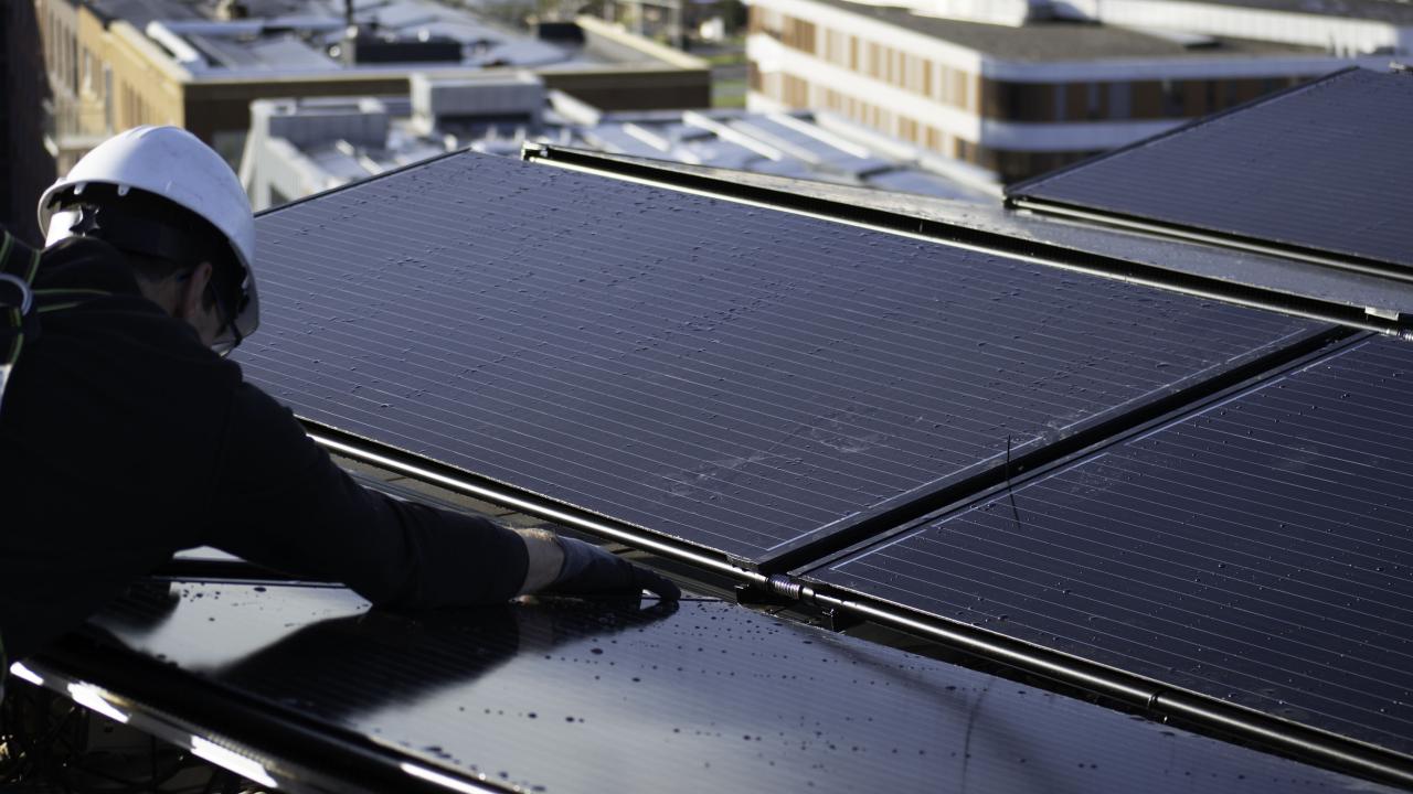 zonnepanelen beurs eigen huis
