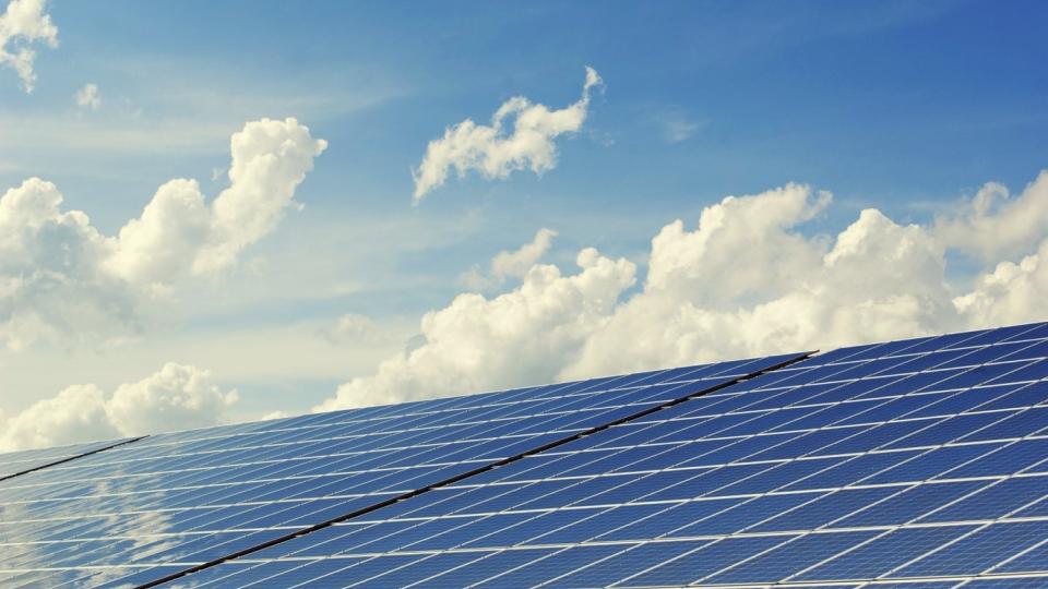 Zonnepanelen duurzaam wonen REALISEER JE DROOMHUIS