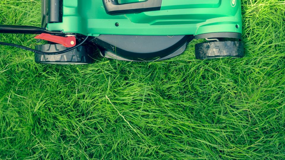 gras grasmaaier realiseer je droomhuis